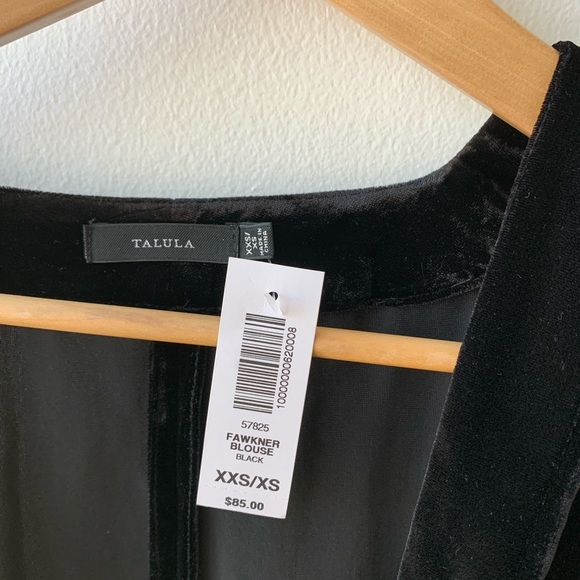 Aritzia Fawkner Black Velvet Kimono - Picture 5 of 9